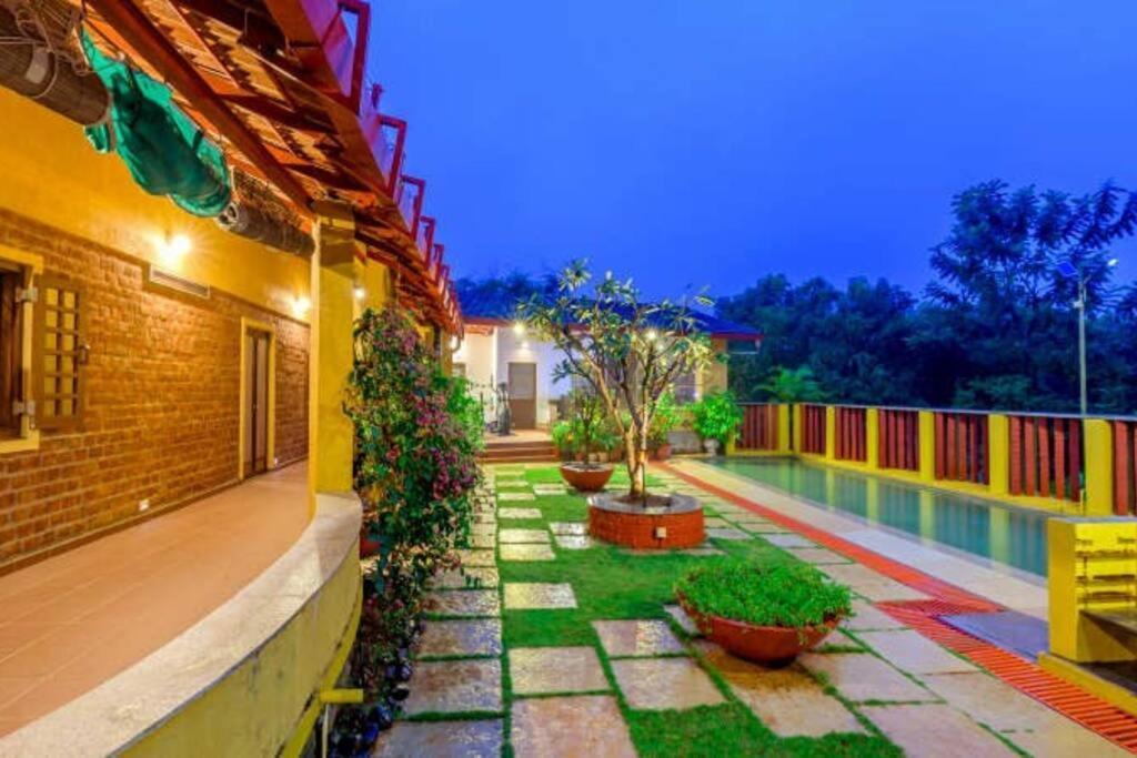 Sohana Eco Retreat Farmhouse - Karjat Chinchavli Eksteriør billede